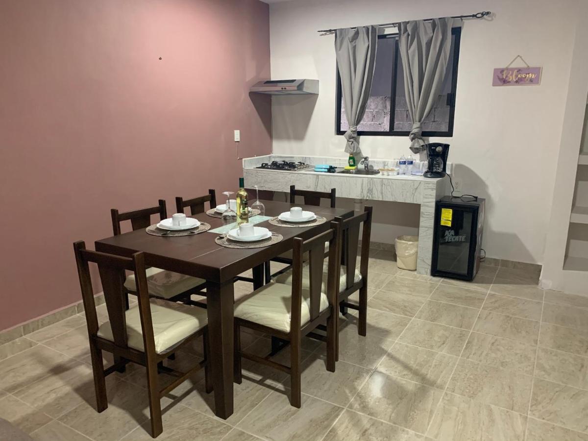 Lomas Suites 시우다드 발레스 외부 사진